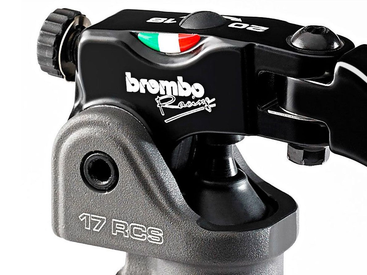 Pompa freno radiale Brembo 17 RCS + Kit Serbatoio freno nero fumè